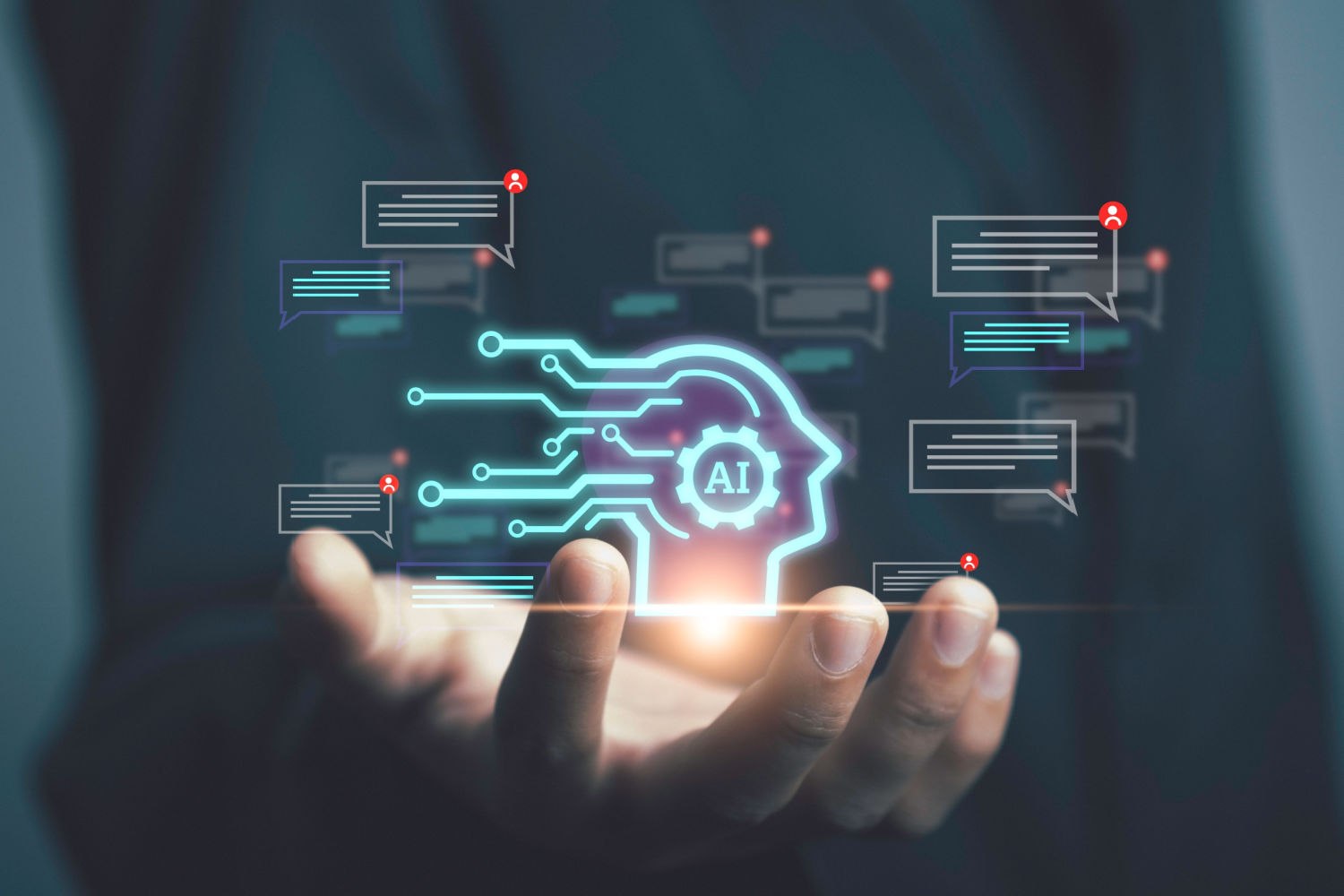Ícone de inteligência artificial projetado sobre uma mão com caixas de diálogo digitais.